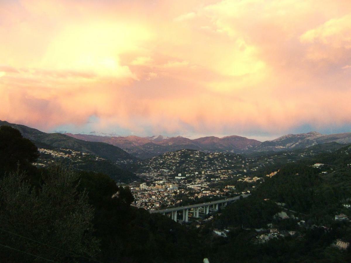 Les lilas blancs Villefranche-sur-Mer Exterior foto